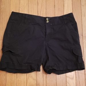 Dockers Size 8 black shorts